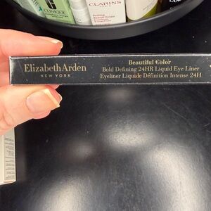 Elizabeth Arden Bold Defining 24HR Liquid Eye Liner - Black